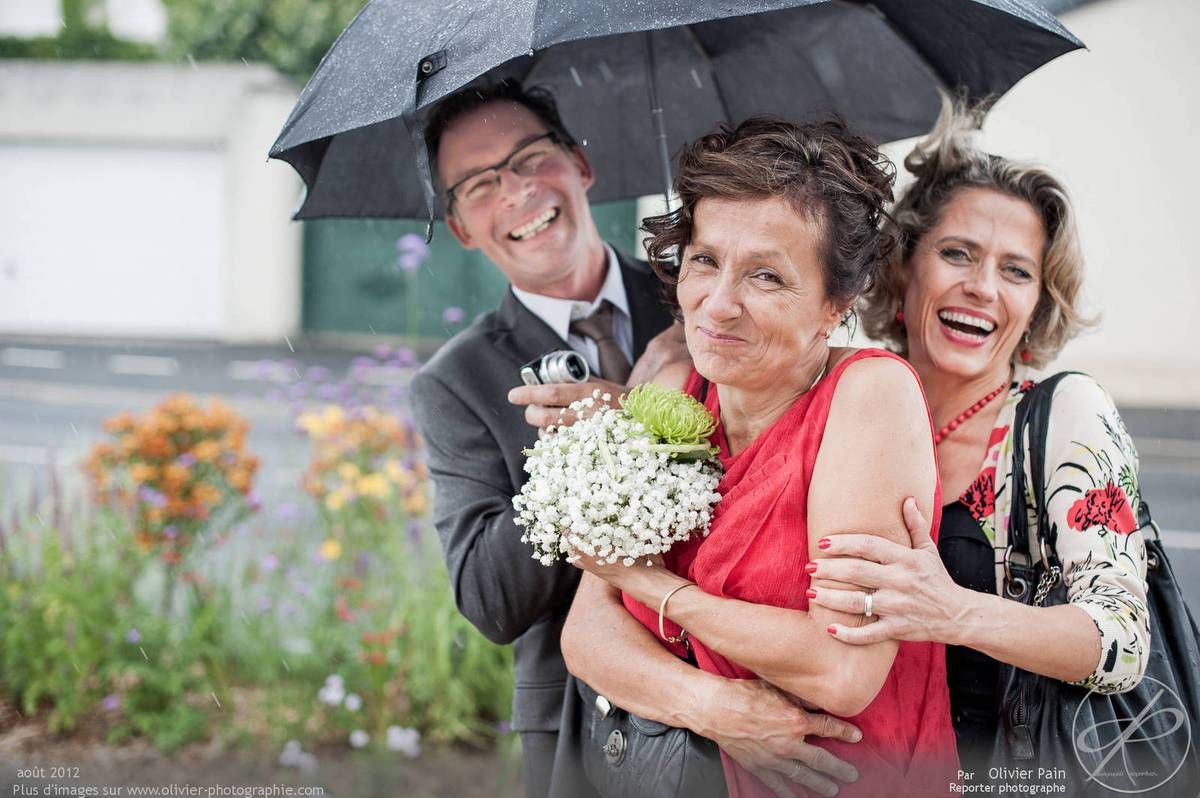 Reportage lors d'un mariage près de Tours en région centre. Réalisé par Olivier Pain reporter photographe à tours.