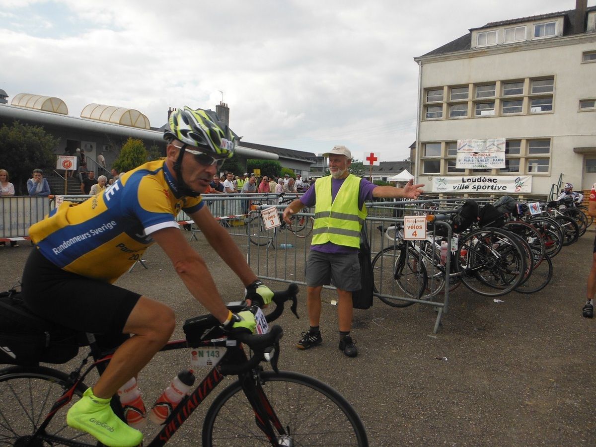 Mardi après-midi, cour St-Joseph.