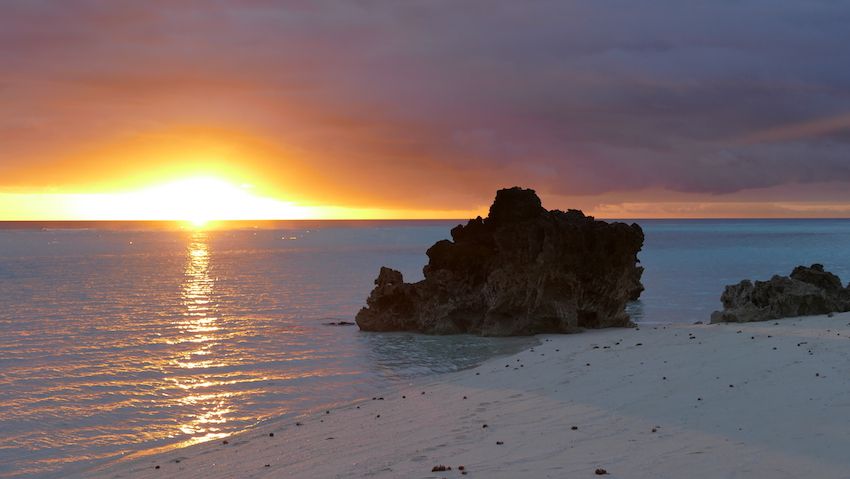 madagascar maurice îles éparses revendiquees souverainete macron