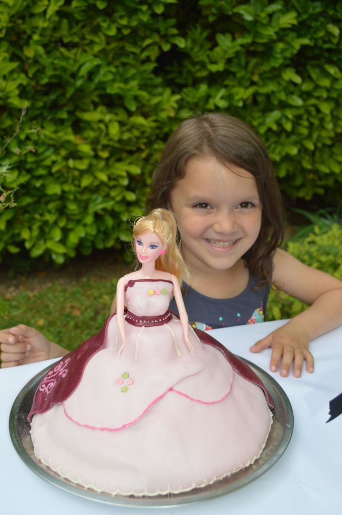 Gâteau Barbie pour une princesse de 6 ans - Mignardises and co