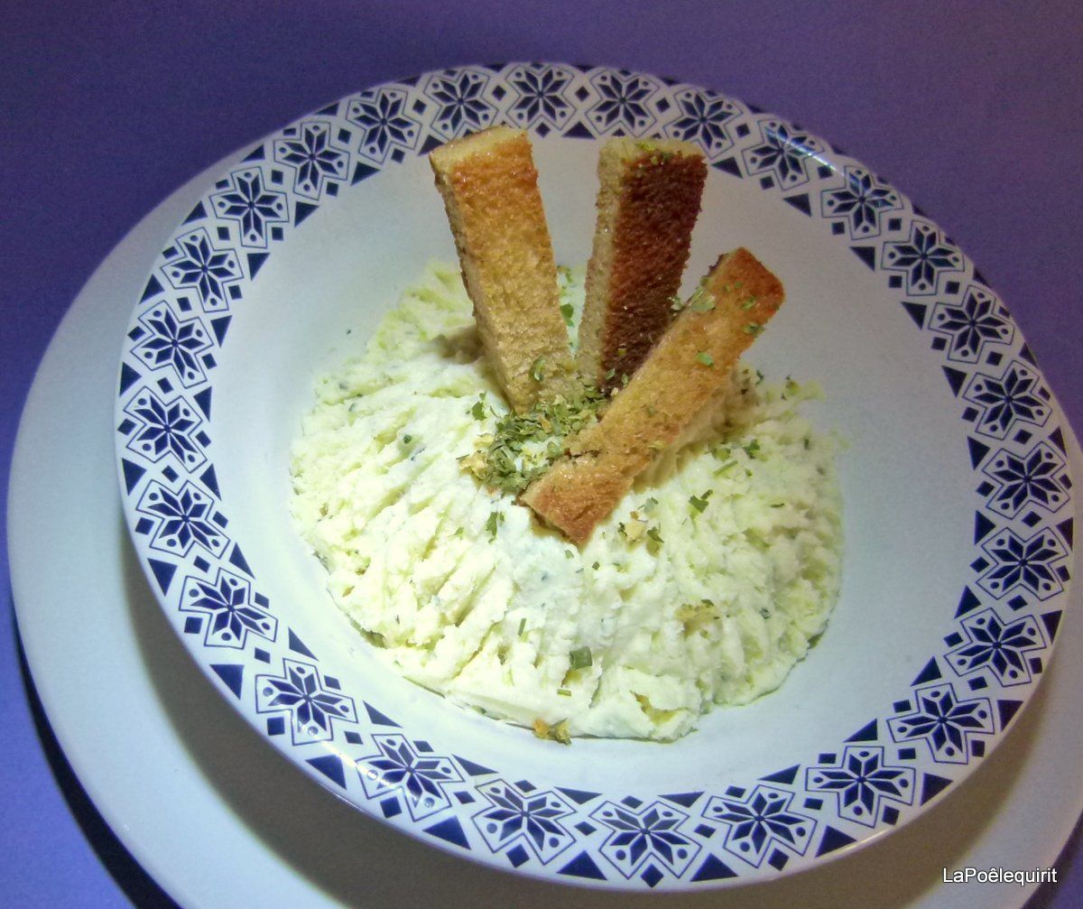 Brandade de cabillaud, mouillettes croustillantes - La Poêle Qui Rit ...
