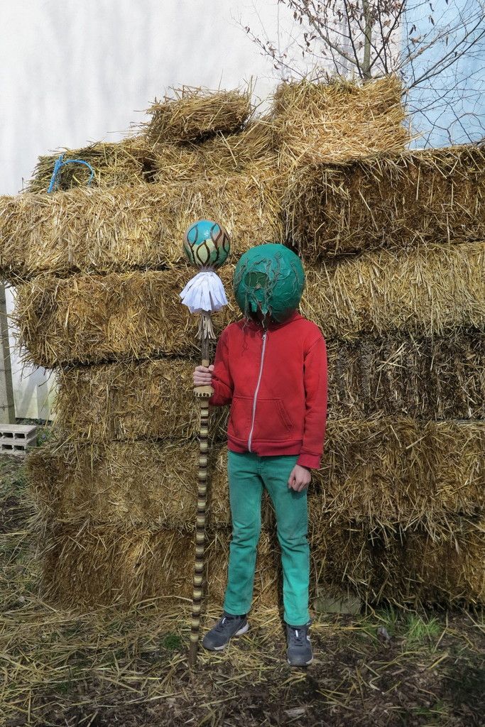 touff'ensemble et son carnaval avec LA  Fanfare Invisible a déambulé dans Fontenay samedi après midi sous un grand soleil de printemps ! un grand merci à tous les participants pour cette bonne humeur,et j'espère, la plus contagieuse 