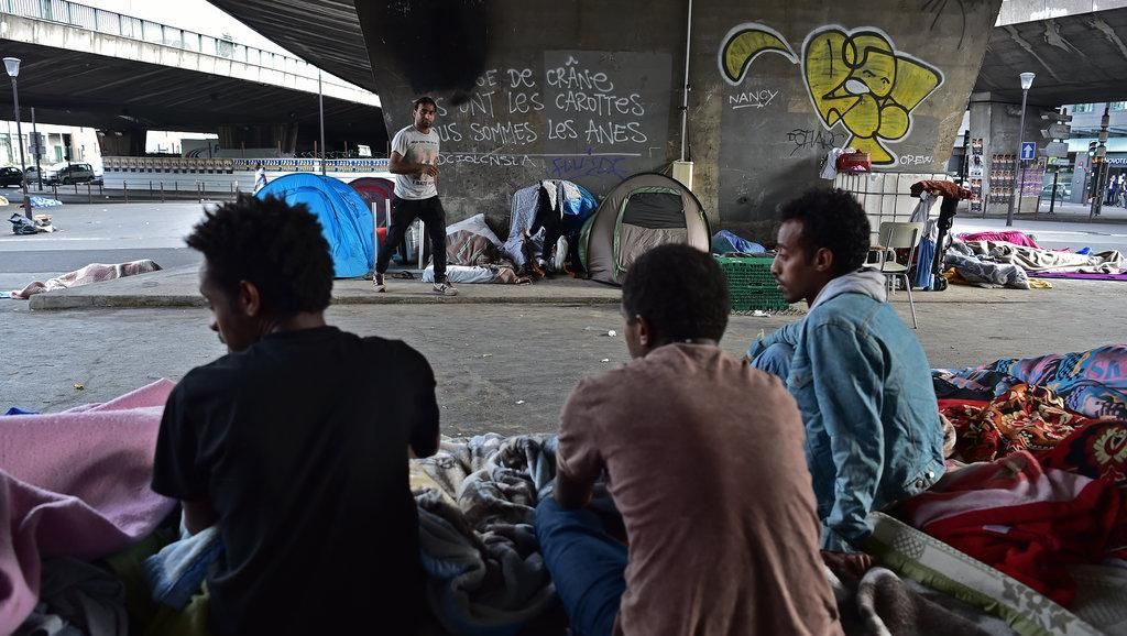 FRANCE : 4 000 nouveaux migrants à Porte de la Chapelle