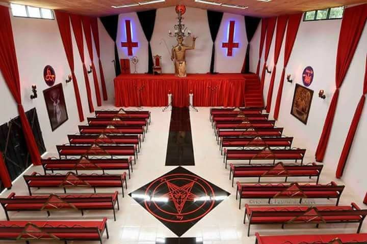 L'Église de Lucifer a ouvert en Colombie.