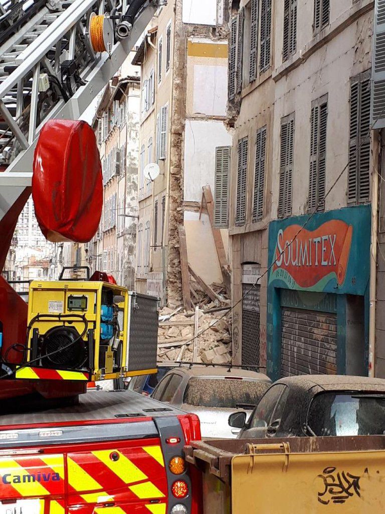 Effondrement à Marseille (rue d'Aubagne) de 3 immeubles 