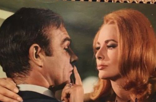 KARIN DOR