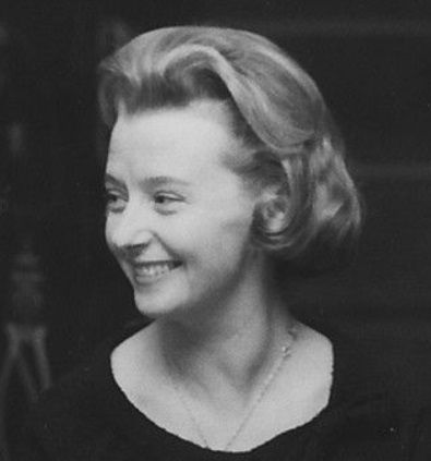 SIMONE VALERE