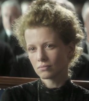 MARIE CURIE