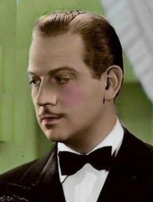 MELVYN DOUGLAS