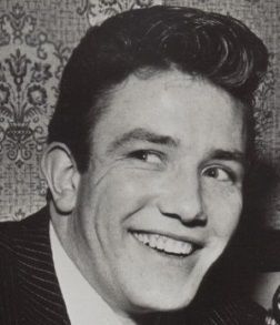 ALBERT FINNEY