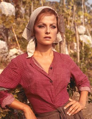 VALENTINA CORTESE