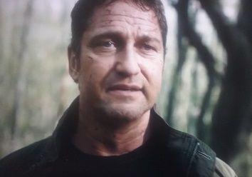 LA CHUTE DU PRESIDENT Gerard Butler, Morgan Freeman, Tim Blake Nelson, Lance Reddick, Morgan Freeman ,Nick Nolte