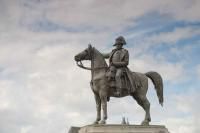Statue équestre de Napoléon à Montereau.