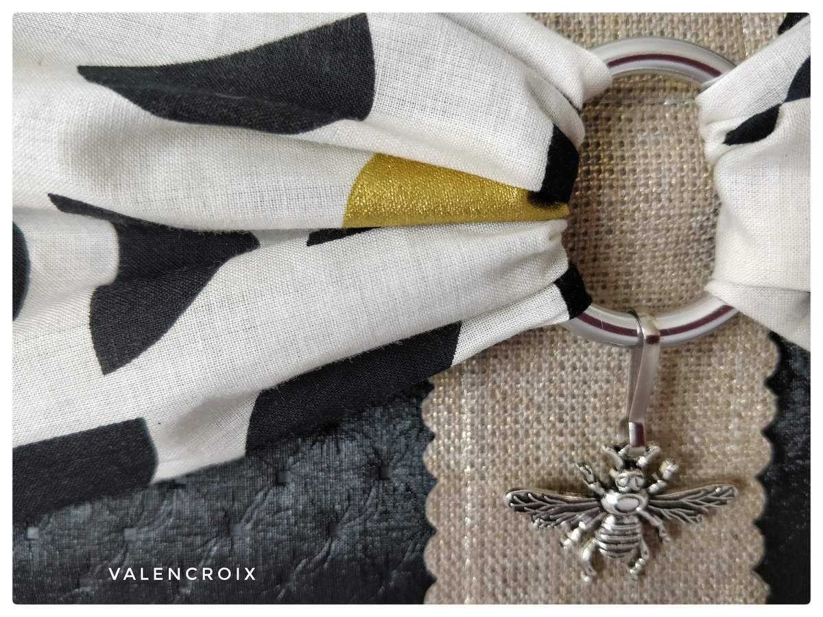 #valencroix #faitmain #saccartonne #pochettefaitmain #valenciennesmetropole