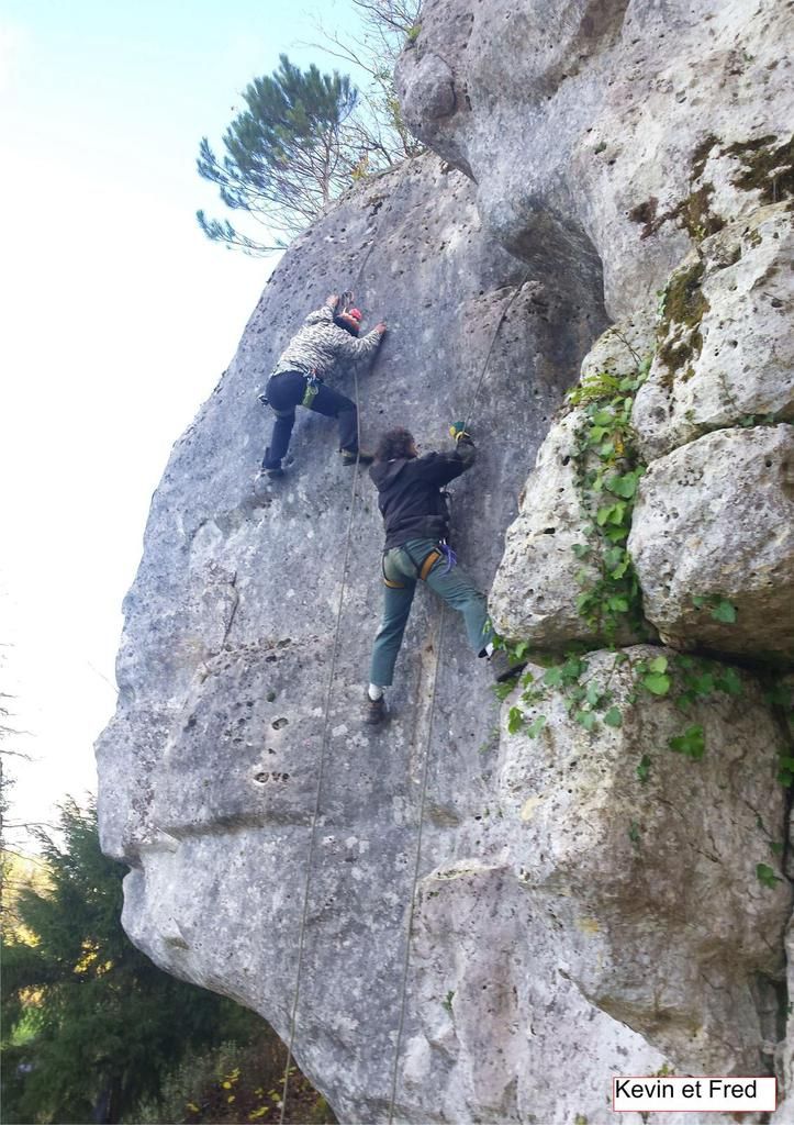 Escalade dans le lot dordogne