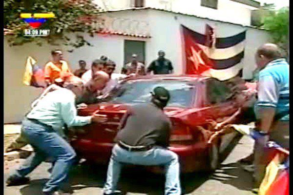 Assaut de l'ambassade de Cuba par les putschistes de 2002