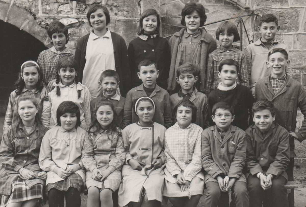 Salies D Hier Et D Aujourd Hui Retrouver Tous Ceux Et Celles Qui Sont De Salies De Bearn Et Tous Ceux Et Celles Qui Y Sont Passes