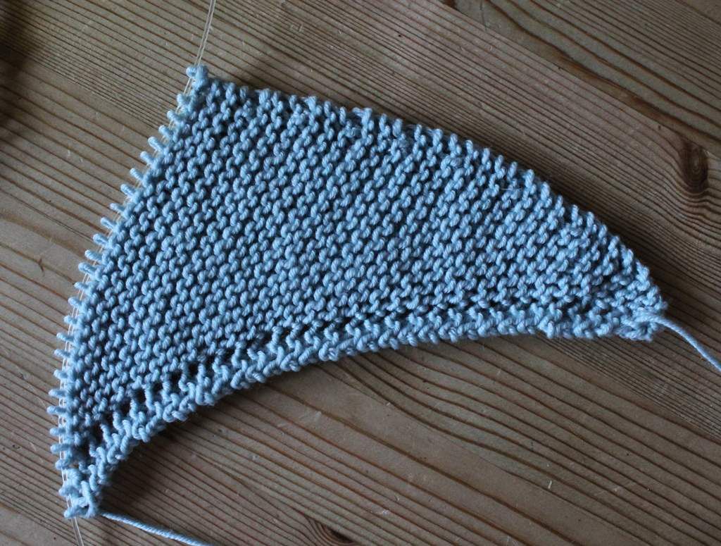 asymmetrisches Tuch Stricken