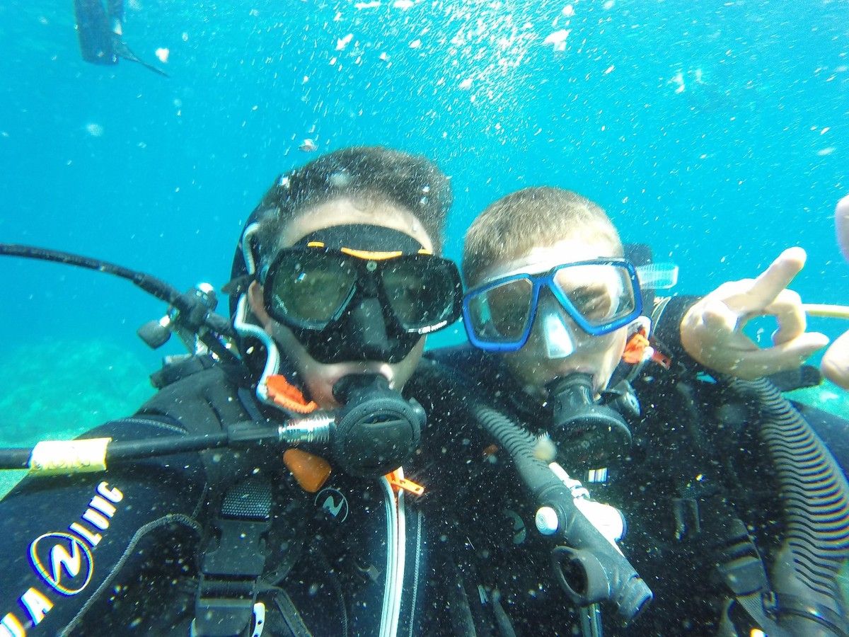 9 Aout Belle Plongee Julianne Pour Ton Anniversaire Le Blog De Sergecolo Over Blog Com