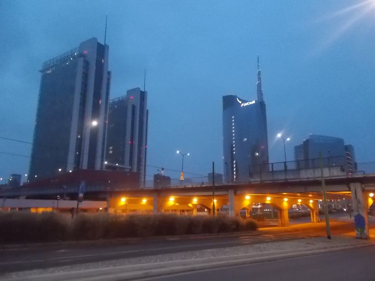 Amore e tramonto colore cobalto