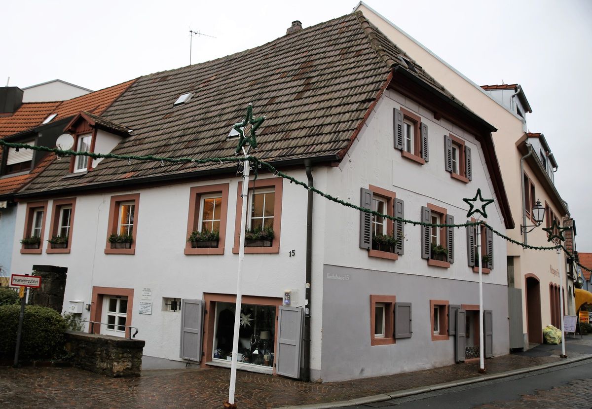 Mieter laden am 18. Dezember zur 200 jährigen Jubiläumsfeier des  Schusterhauses im Veitshöchheimer Altort ein