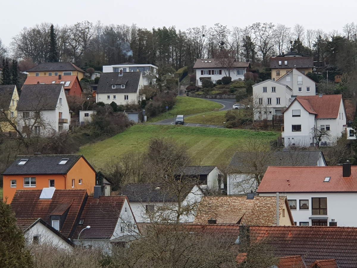 neugefasst: Hauptausschuss versagte Einvernehmen für vier Gebäude mit