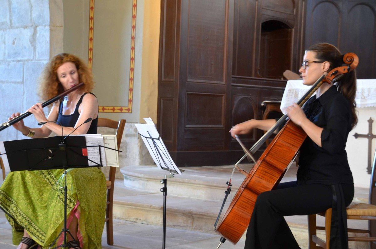 Nuit des étoiles au Domaine de Mareste (vendredi soir) et concert à l'église (dimanche après-midi) organisés par Terre et Pierre de Haute-Bresse.