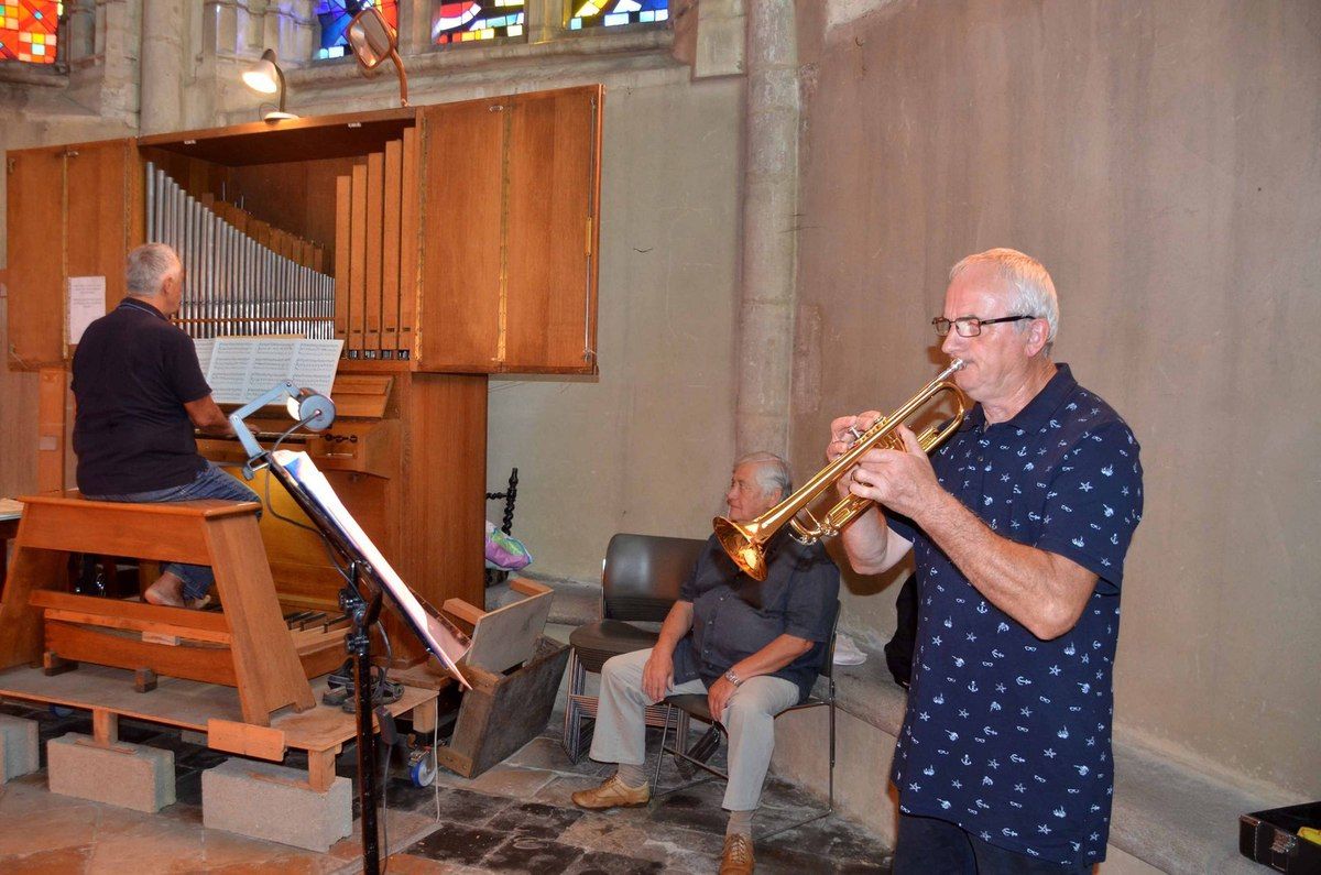 Les séances de « Présence de l'orgue » ont repris le mercredi matin à l'église de Pont-de-Vaux.