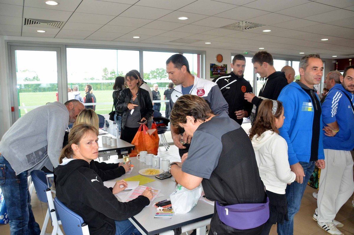 Vente de plats à emporter de l'USBP dimanche au complexe sportif de Saint-Bénigne.