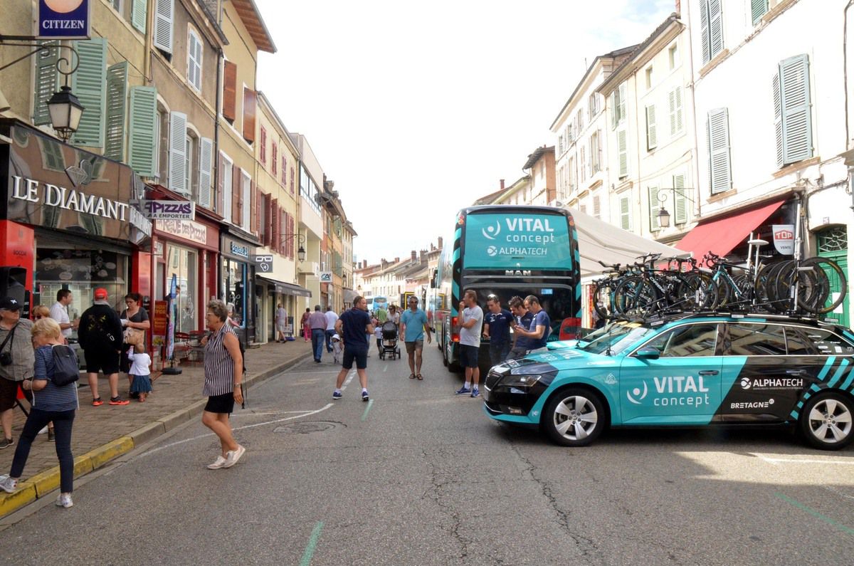 Pont-de-Vaux était mercredi capitale de la petite reine en accueillant le 70ème Critérium du Dauphiné libéré.