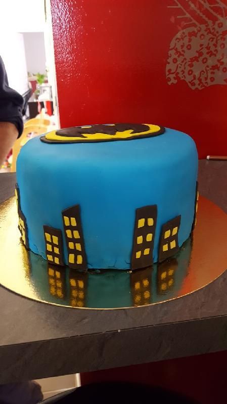 Diy Un Anniversaire Handmade Sur Le Theme De Batman Copines Mamans Et Femmes Tres Actives Diy Un Anniversaire Handmade Sur Le Theme De Batman Copines Mamans Et Femmes Tres Actives