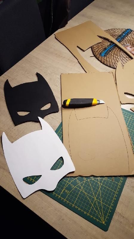 Diy Un Anniversaire Handmade Sur Le Theme De Batman Copines Mamans Et Femmes Tres Actives Diy Un Anniversaire Handmade Sur Le Theme De Batman Copines Mamans Et Femmes Tres Actives