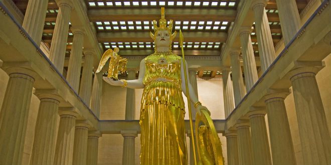 Statue de la déesse grecque Athena exposée à Nashville, Tennessee. (Ron Cogswell/Flickr)