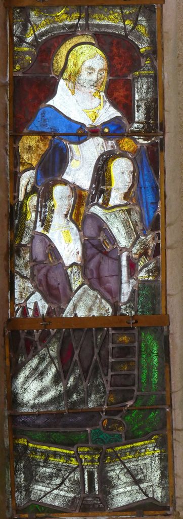 Sainte Barbe présentant la donatrice (Jeanne du Chastel ?) et ses deux filles, verrière de sainte Barbe, Chapelle Sainte-Barbe, Le Faouët, photographie lavieb-aile.