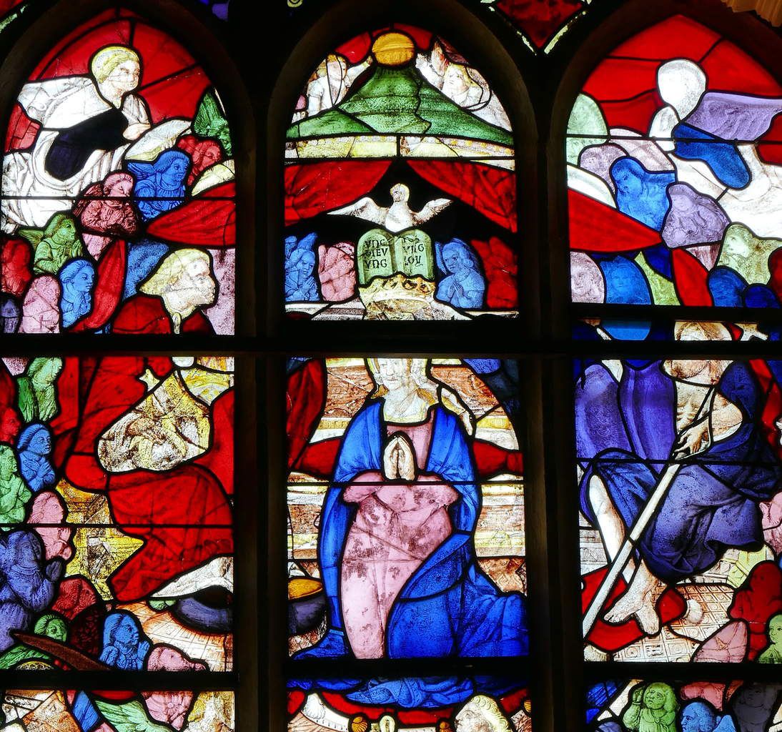 Maîtresse-vitre (baie 0) vers 1530 et 1550, église de Saint-Divy. Photographie lavieb-aile juillet 2017.