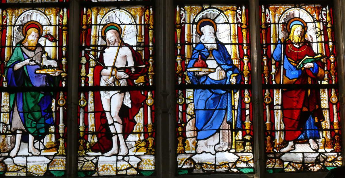 Verrière des saints Pierre et Paul (vers 1515-1520), baie 17, église de Pont-Audemer. Photographie lavieb-aile août 2018.