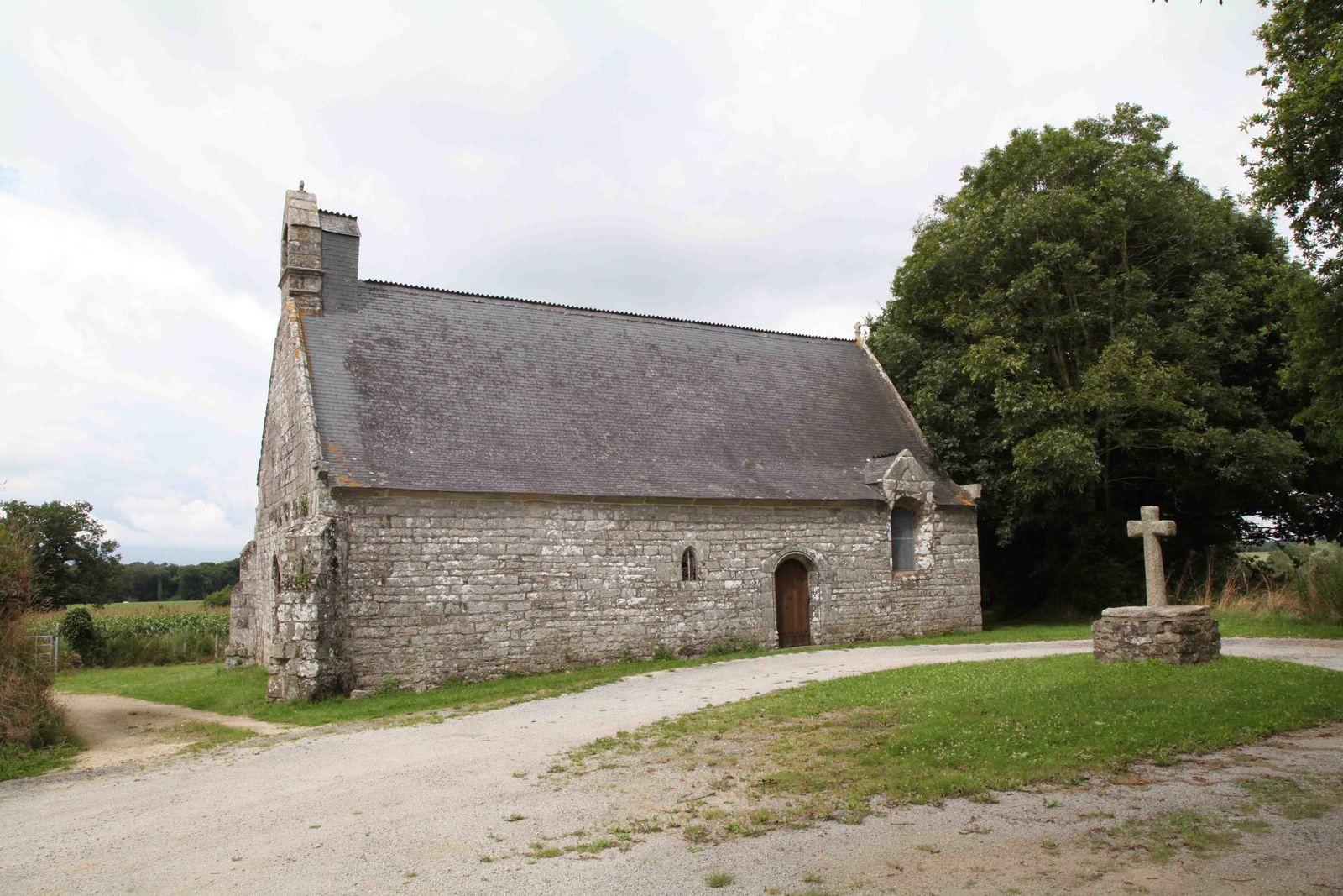 Chapelle Saint-Clément d'Elven (56). Photographie Louis Edy.