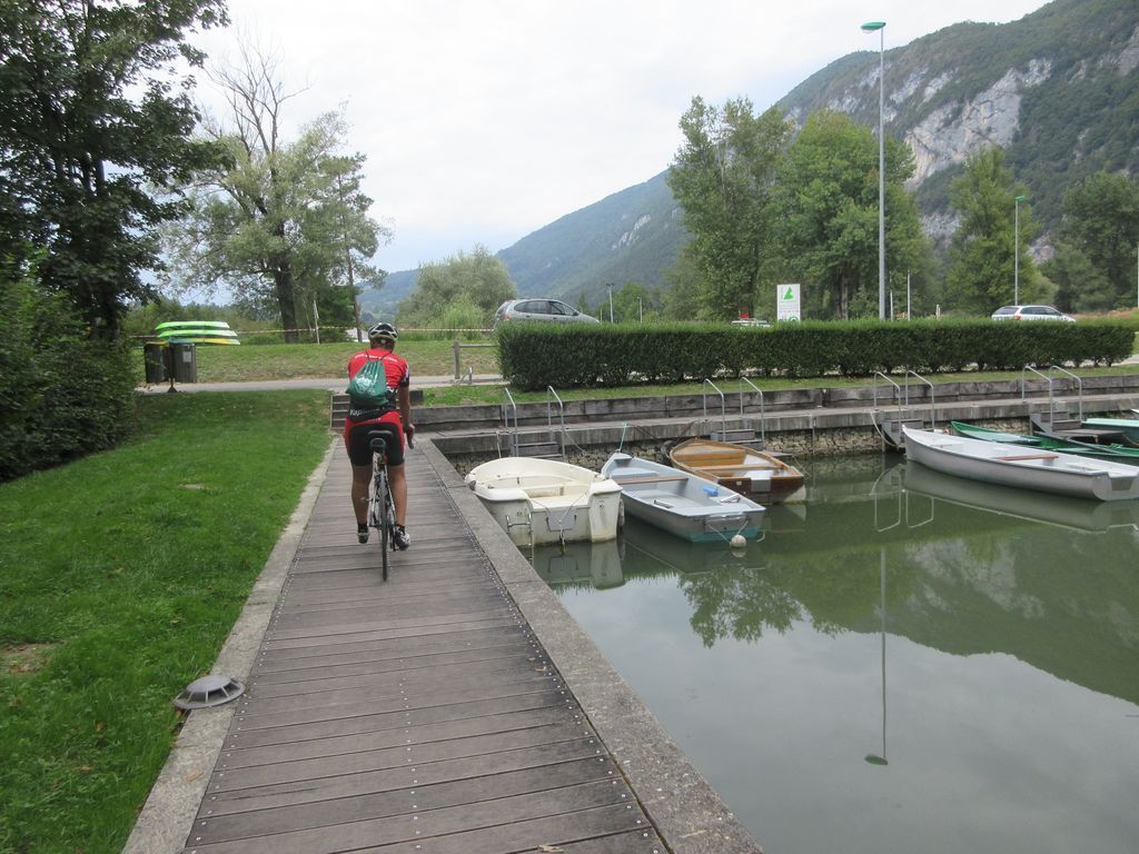 Rouler vers l'eau avant que l'eau ne tombe du ciel !