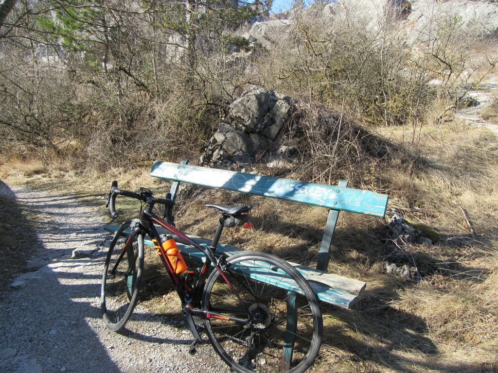 gros débit sous la route !!!