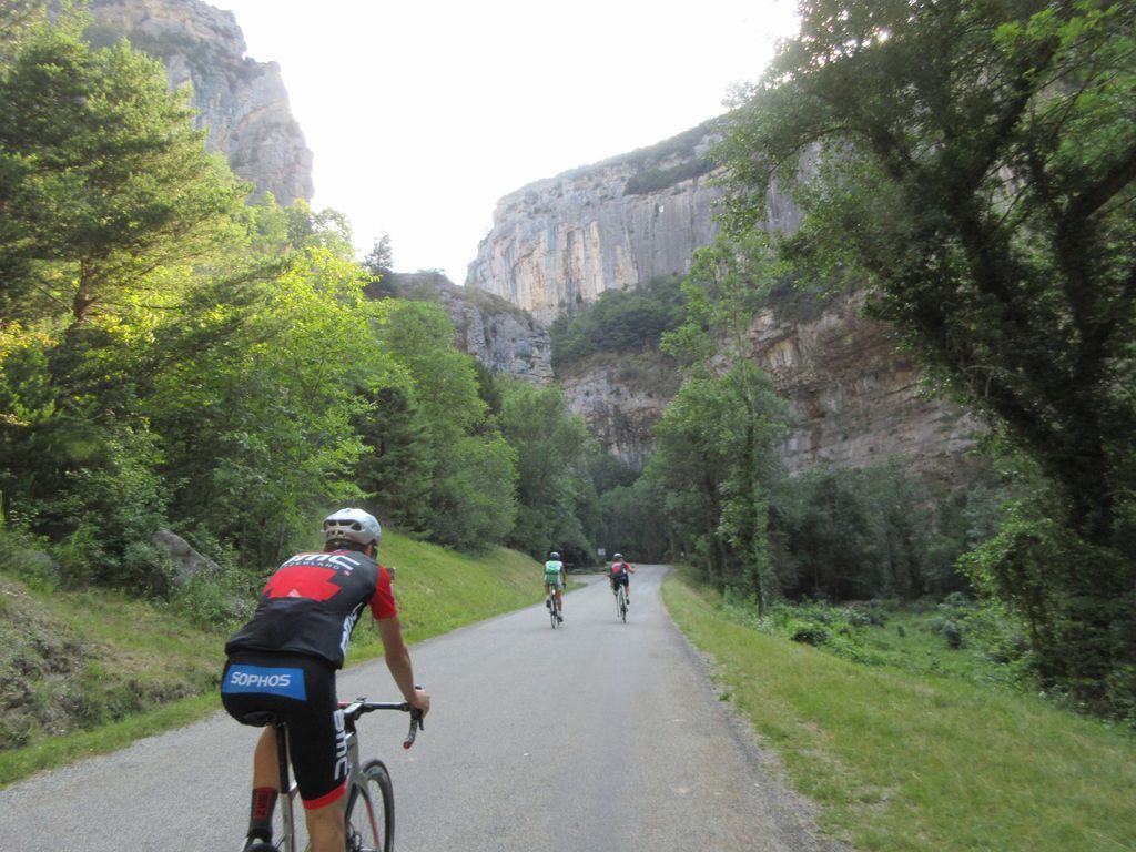 On rentre dans les gorges d'Omblèze
