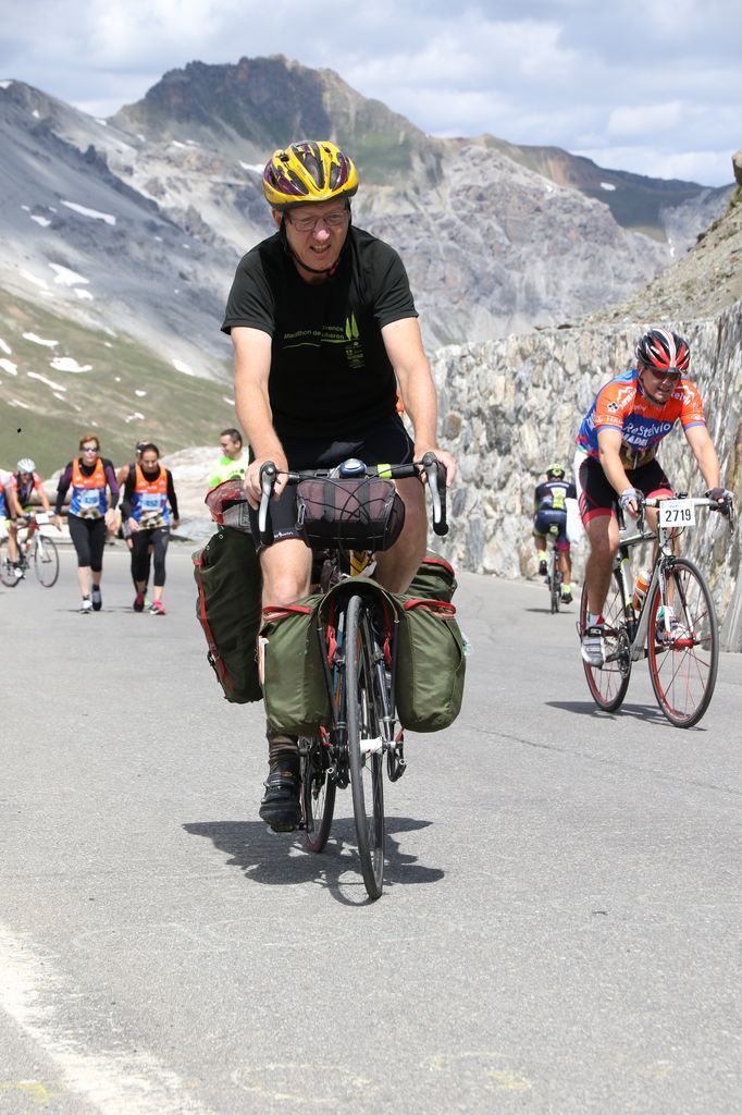 Jérôme arrive au sommet du Stelvio