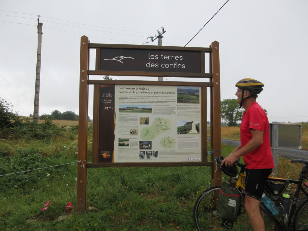 Cyclocamping Auvergne, 2/6 - Le Cézallier 