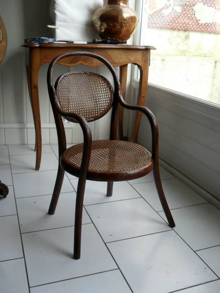 Cannage, rempaillage de chaises et fauteuils : les petites dernières ... -  Le blog de Jadis