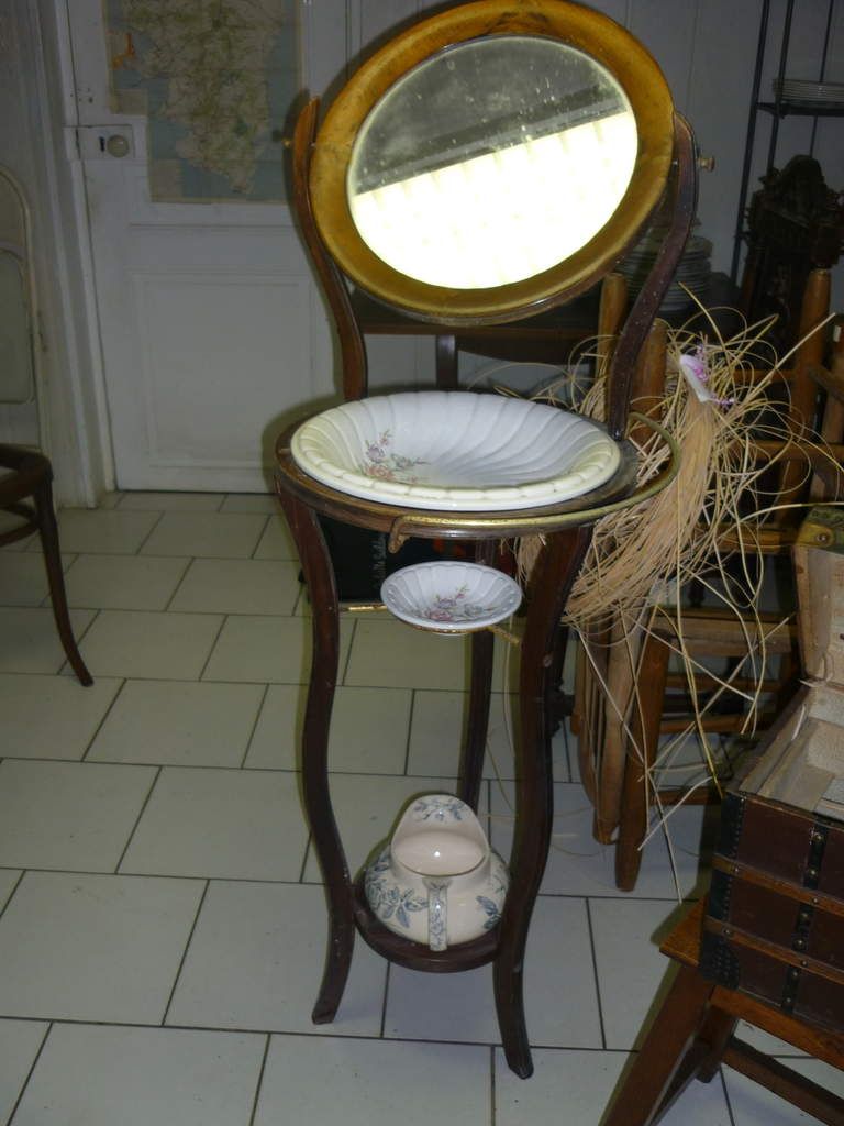barbière ou meuble de toilettes Art Nouveau