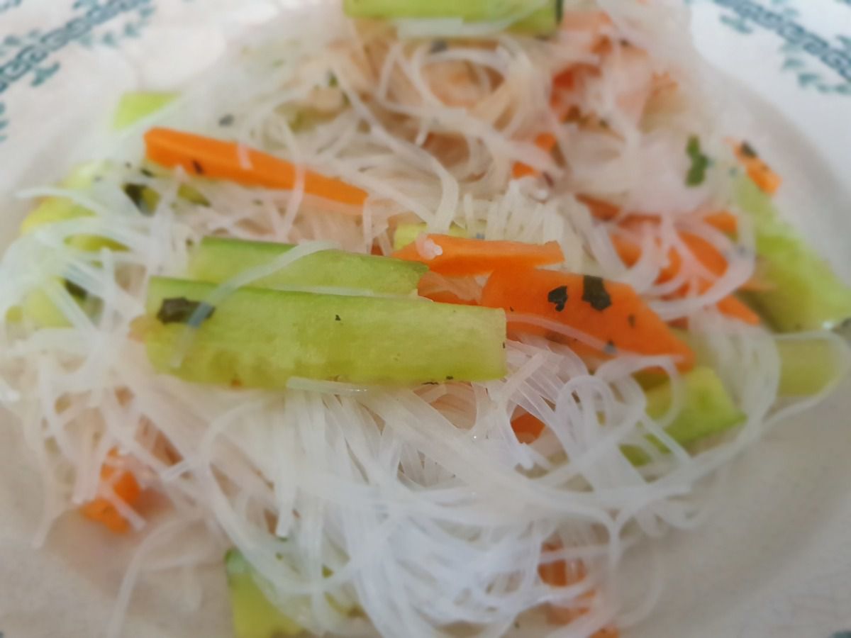 Salade de vermicelles de soja aux crevettes