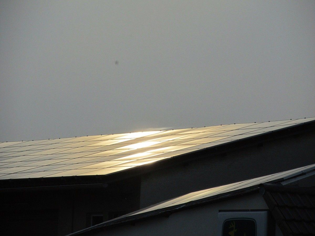 Sonne auf Solaranlage
