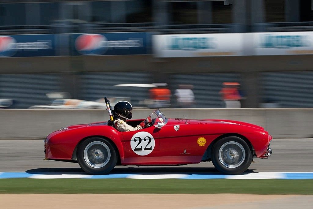VOITURES DE LEGENDE (575) : FERRARI 500 MONDIAL PININ FARINA SPYDER - 1954