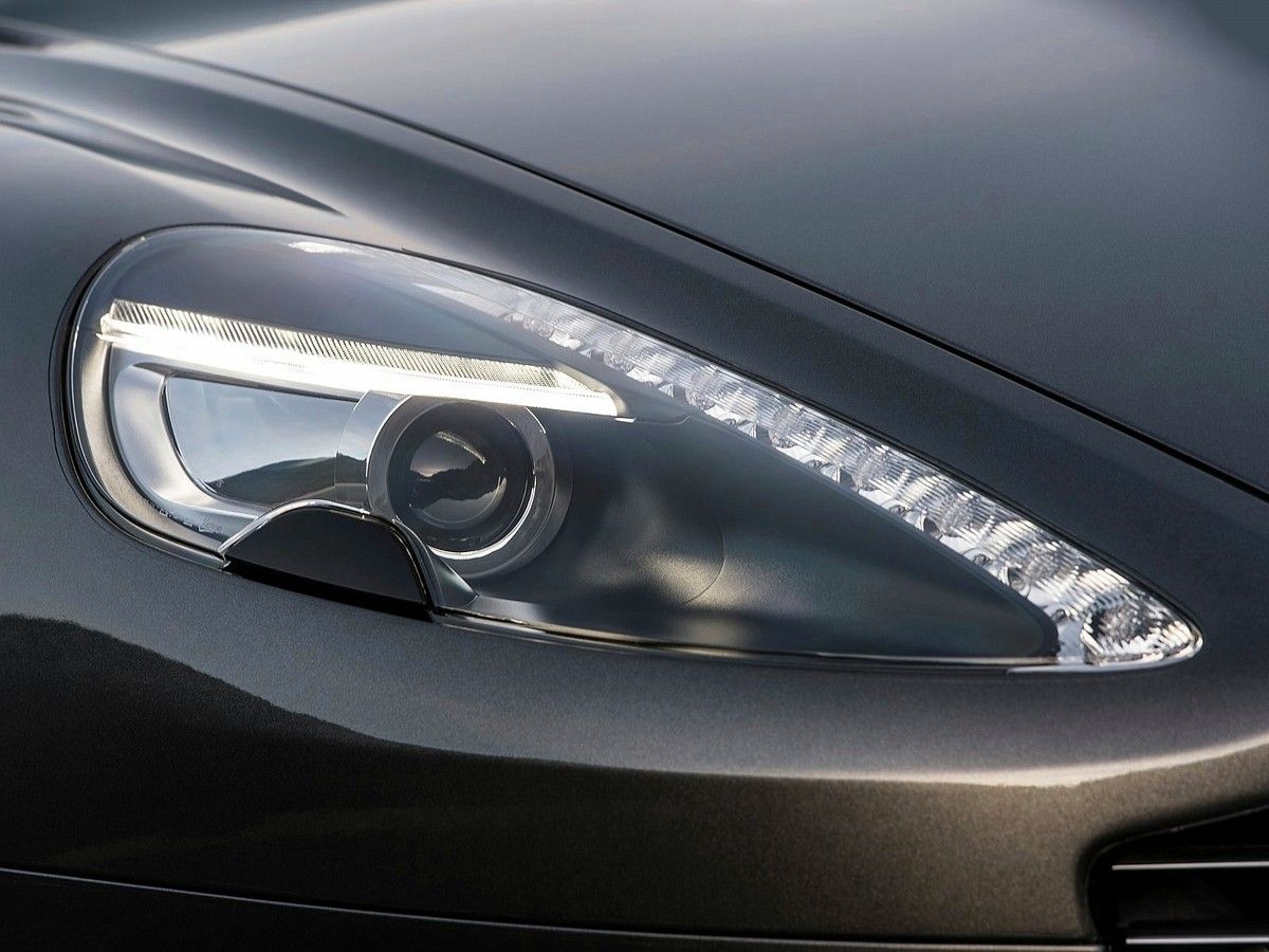 VOITURES DE LEGENDE (1129) : ASTON MARTIN DB9 GT - 20161