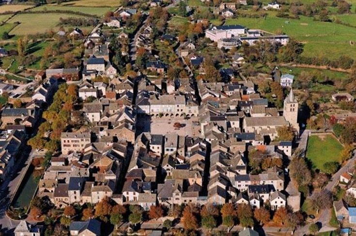 Les Plus Beaux Villages De France Sauveterre De Rouergue Aveyron Victor Association