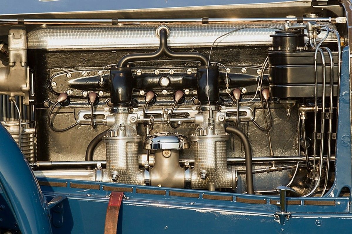 VOITURES DE LEGENDE (795) : MERCEDES-BENZ 680 S BARKER TOURER - 1929